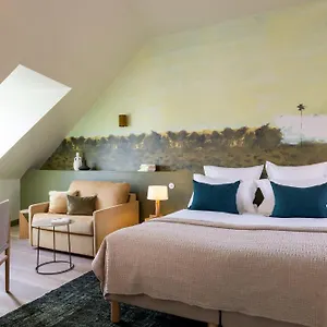 **** Hotel Le Petit Oberkampf & France